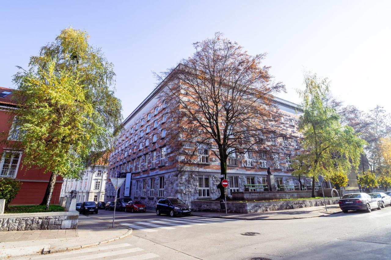 Central Living Vegova-With Parking Ljubljana Eksteriør bilde